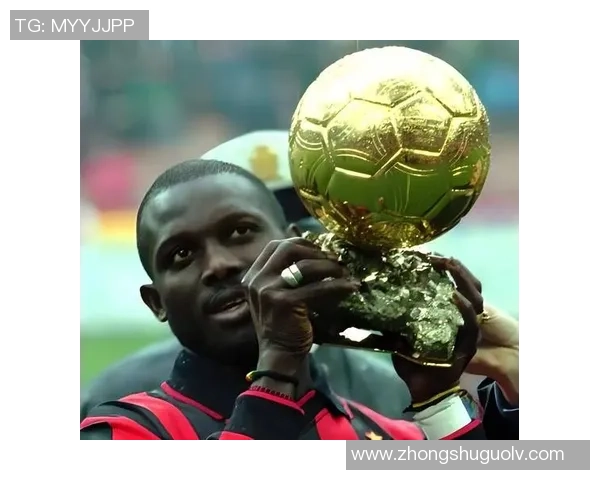 当足球巨星化身满头白发老人重返赛场引发意想不到的震撼场面 当足球巨星化身满头白发老人重返赛场引发意想不到的震撼场面