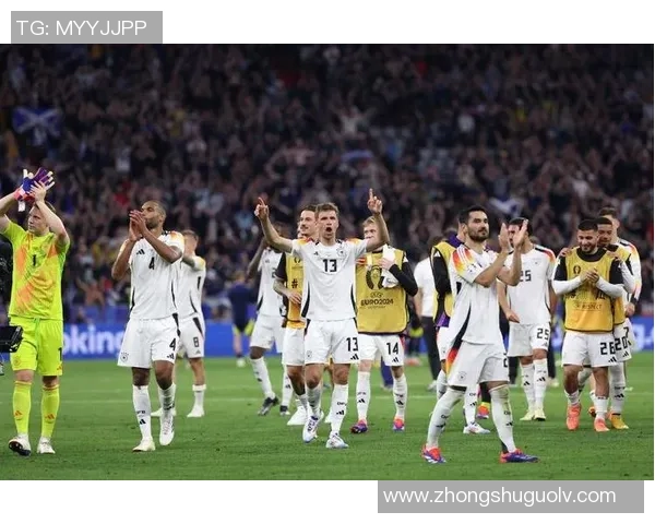 德国足球队历史上最具影响力的球星盘点及其精彩表现解析 德国足球队历史上最具影响力的球星盘点及其精彩表现解析