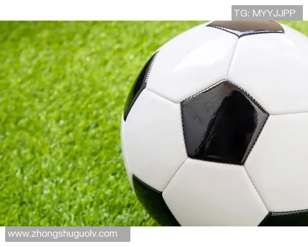 足球巨星出场瞬间精彩纷呈 动画呈现他们的巅峰时刻与独特风采 足球巨星出场瞬间精彩纷呈 动画呈现他们的巅峰时刻与独特风采