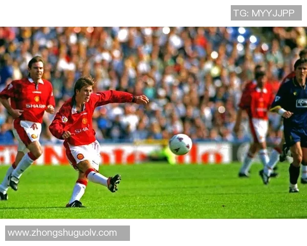 足球的光辉岁月与球迷的热血情怀共鸣:从一代球星到一代球迷的传奇传承